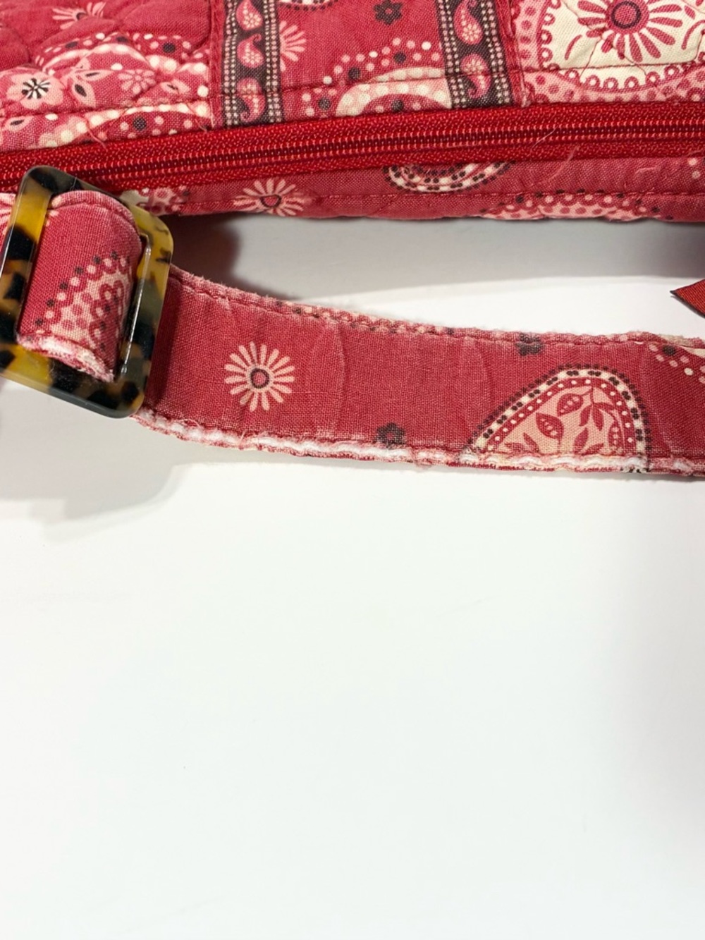 Y2K Vera Bradley Mesa Red Paisley Crossbody Bag USA MADE Vintage 4x11.75x8.5 - Picture 16 of 16
